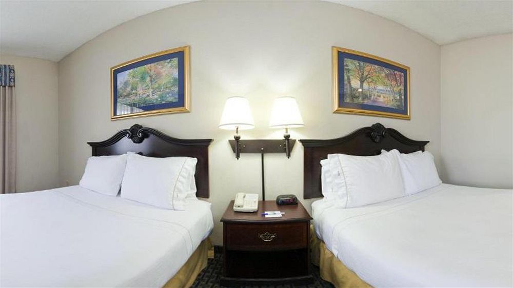 Holiday Inn Express & Suites Midwest City By Ihg Exterior foto